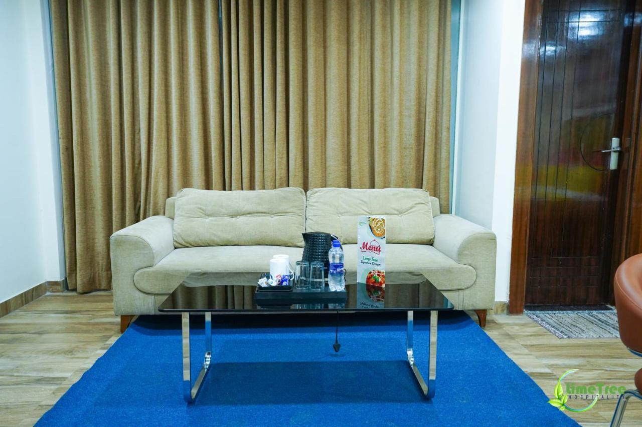 Lime Tree Hotel Near 32Nd Avenue Sector 29 Gurgaon Esterno foto